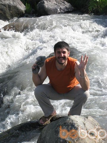  ,   Tamik, 44 ,   