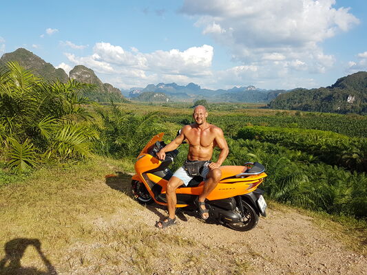  Phuket,   Daniel, 36 ,   ,   