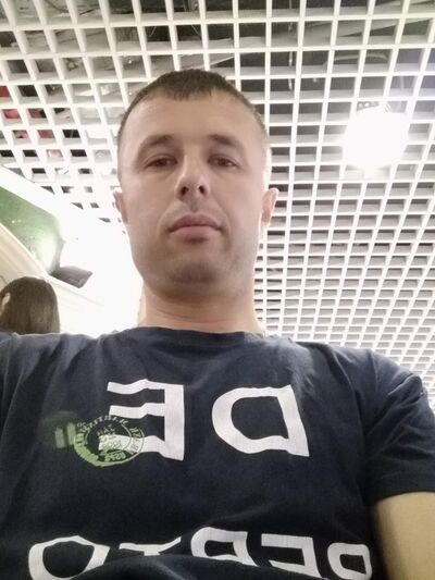  ,   Parviz, 39 ,   ,   , c 