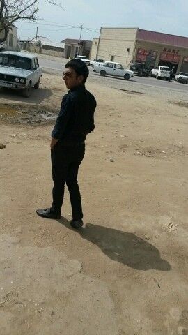  10482552  Ferid, 30 ,    