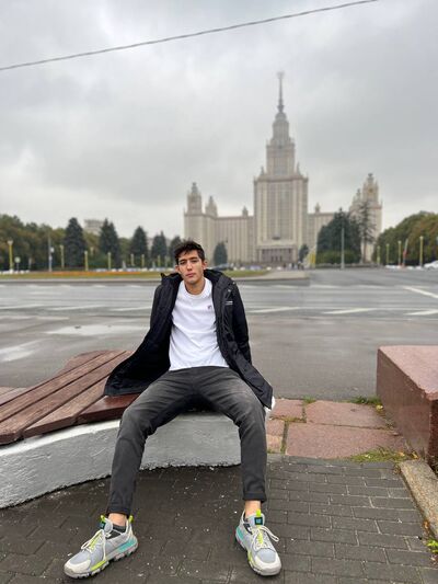  ,   Yasha, 21 ,   ,   