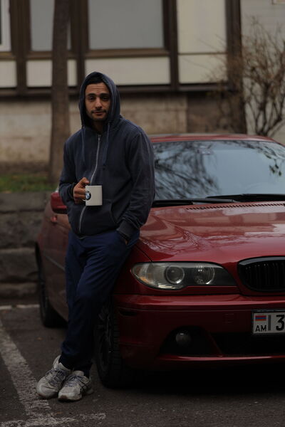  ,   Levon, 30 ,   ,   