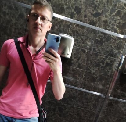  ,   Yulian, 40 ,   ,   