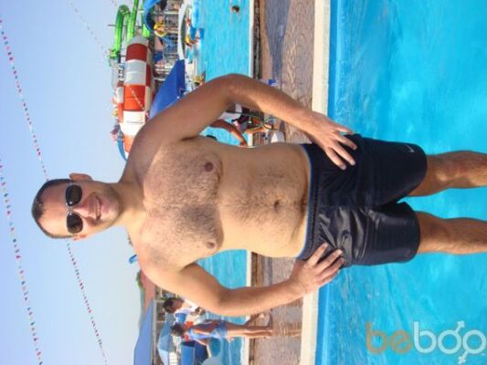  ,   Bigdead, 40 ,   