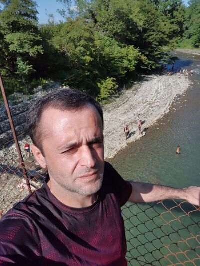  ,   Bacho, 39 ,   ,   