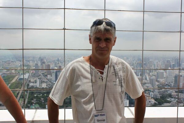  ,   VIKTOR, 53 ,   ,   , c 
