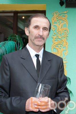  ,   Victor, 64 ,   