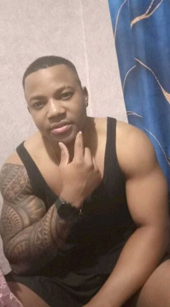  ,   Maikel, 32 ,   ,   