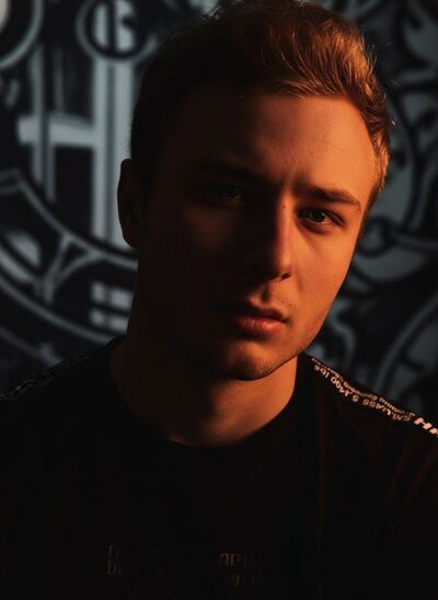  ,   Kirill, 25 ,   ,   