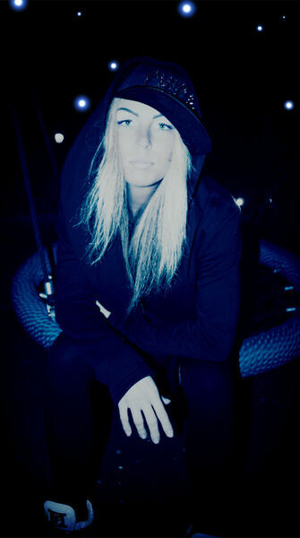  -,   , 38 ,  