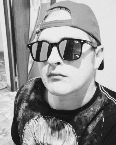  deleted,   Denis, 29 ,   ,   