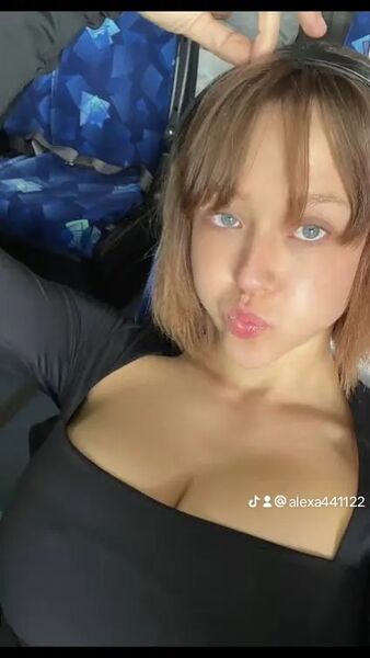  Udugampola,   Alexa, 26 ,   ,   