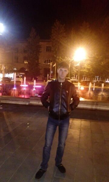  ,   Artur, 28 ,   ,   , c 