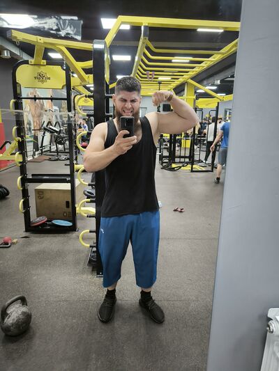  ,   Magomed, 33 ,   ,   