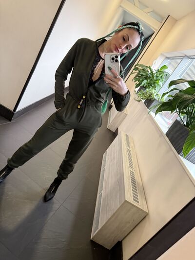  -,   , 44 ,     , c 