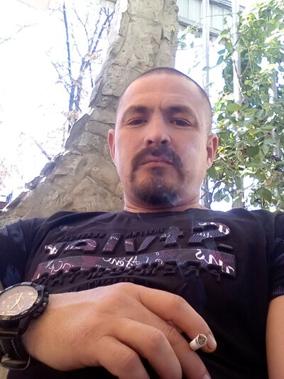  ,   Ruslan, 41 ,   ,   , c 