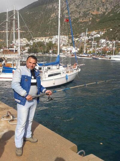  ,   Ali, 44 ,   ,   