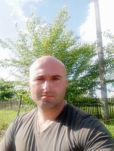  ,   Nikolay, 41 ,   ,   