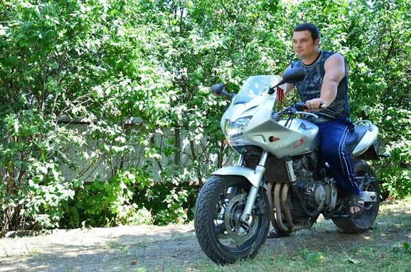  ,   Alex, 41 ,   ,   