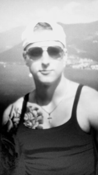  ,   Den, 38 ,   