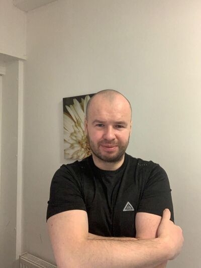  Clock Face,   Marcin, 43 ,   ,   