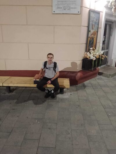  ,   Ruslan, 25 ,   ,   