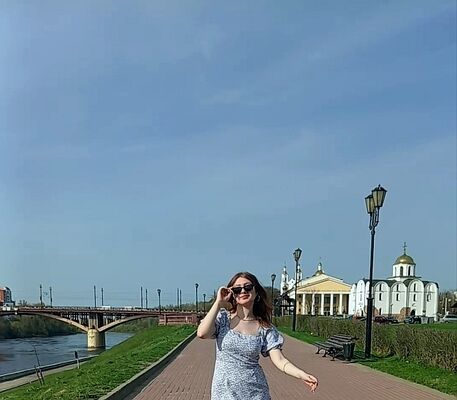  ,   Alisa, 21 ,  