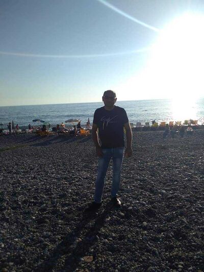  ,   Vahe, 41 ,   ,   
