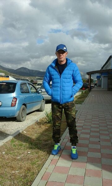  ,   Andrei, 44 ,   ,   , c 