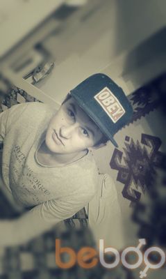  ,   Dima, 32 ,   