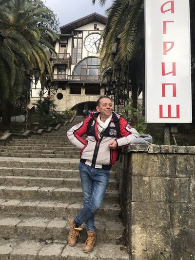  ,   Vadim, 55 ,   c 