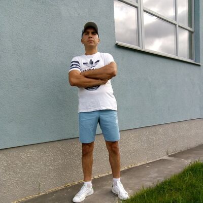  ,   Vlad, 41 ,   ,   , c 