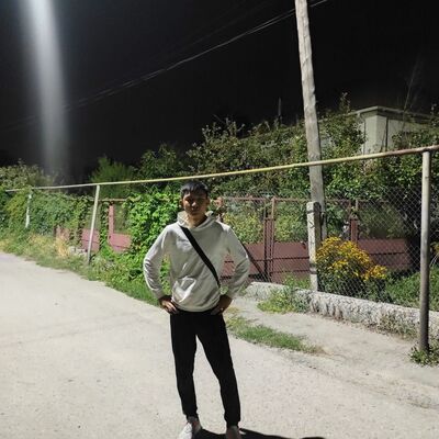  ,   Ravil, 22 ,   ,   