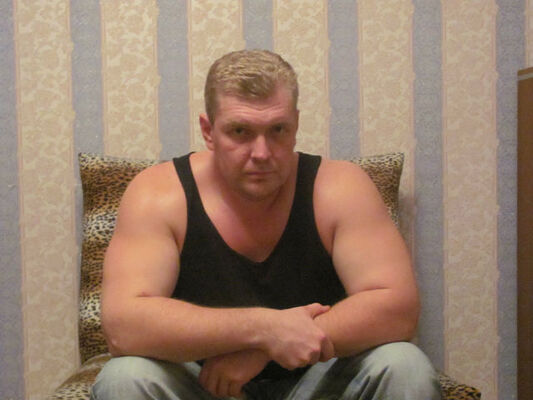  ,   Viktor, 47 ,   ,   