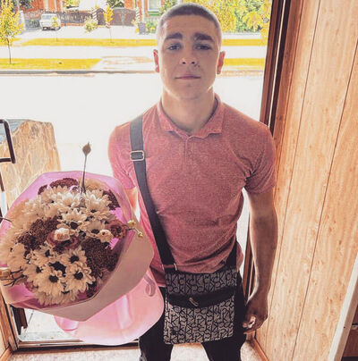  ,   Ivan, 28 ,   ,   