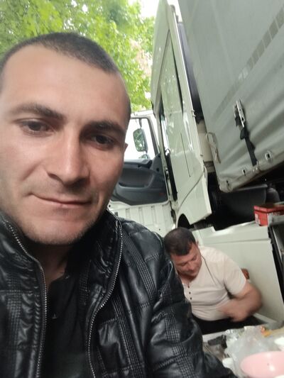  ,   Gurgen, 34 ,   ,   
