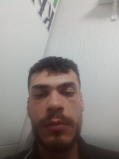 ,   Robert, 28 ,   ,   