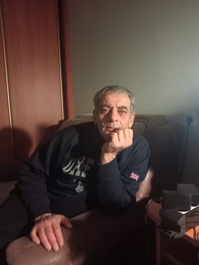   ,   Zakir, 54 ,   ,   