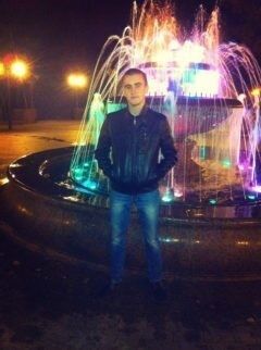  ,   AnDRE, 32 ,   ,   , c 