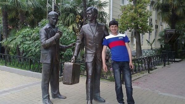  -,   Azim, 34 ,   ,   