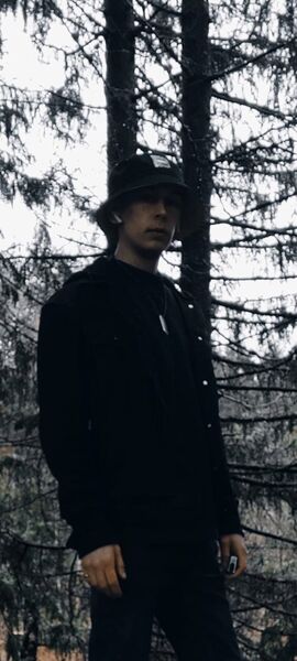  -,   Artyom, 27 ,   ,   
