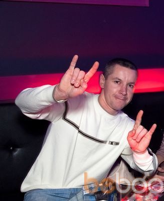  ,   Viktor, 42 ,     , c 