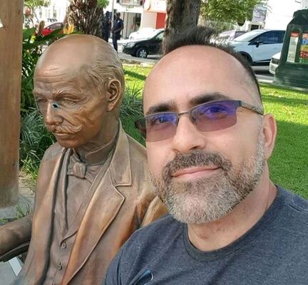  ,   Ronald, 61 ,   ,   