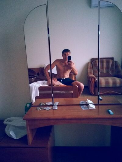  ,   Alik, 40 ,   