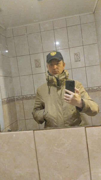  ,   Ruslan, 32 ,   ,   