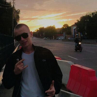  ,   , 19 ,     , c 