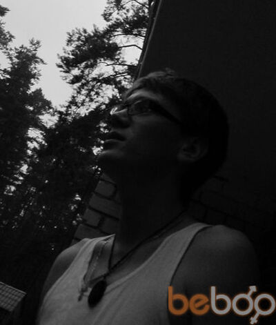  ,   Alex, 32 ,  