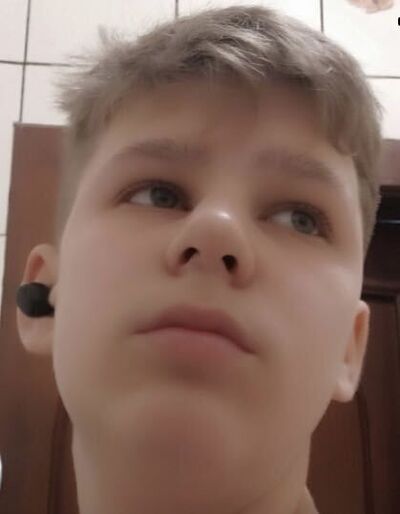  ,   Alexei, 21 ,   ,   