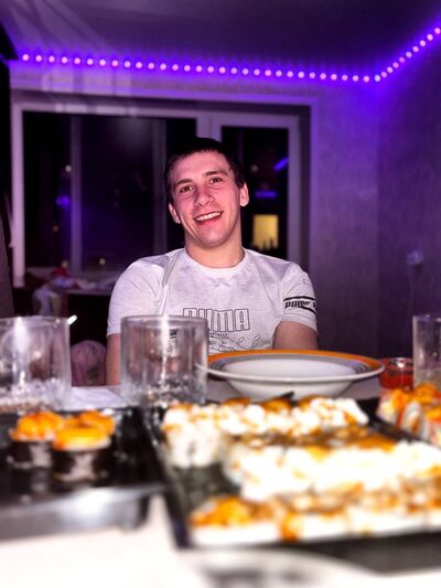  ,   Dmitry, 25 ,   ,   