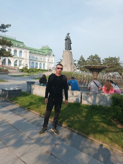 ,   Rustam, 40 ,   ,   , c , 
